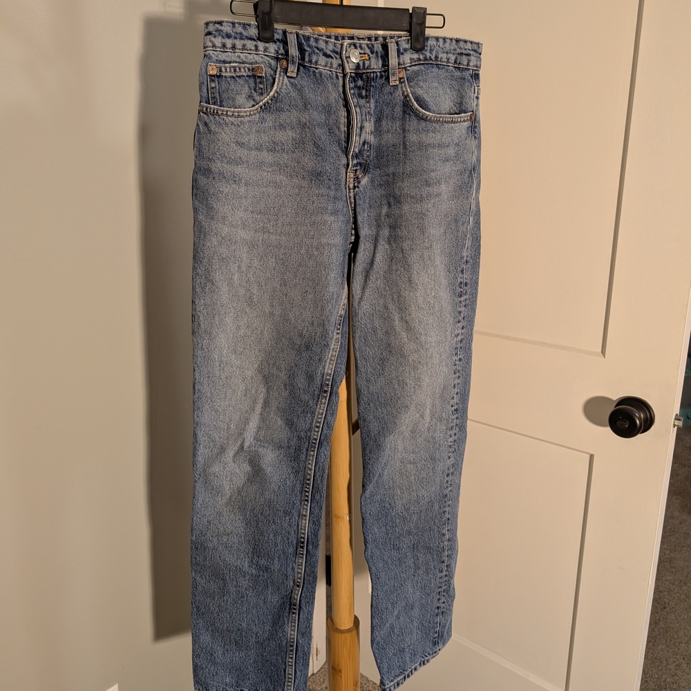 Zara Women's Straight Jeans in Light Blue